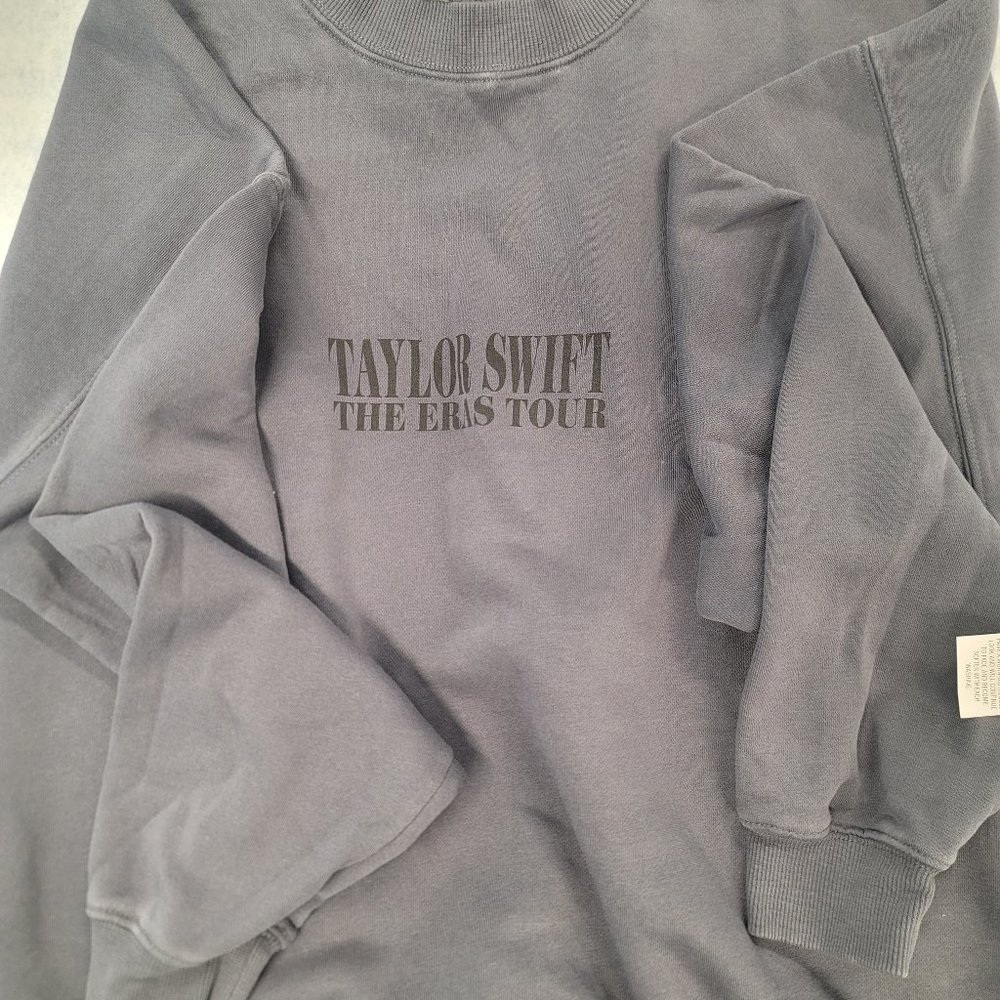 Taylor Swift Blue Eras Tour Crewneck Sweater/Sweatshirt